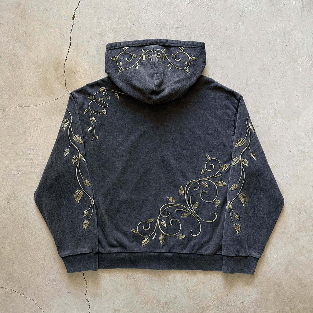 Ivymark Hoodie in Stone-washed Heavy Cotton – Concrete Orchids