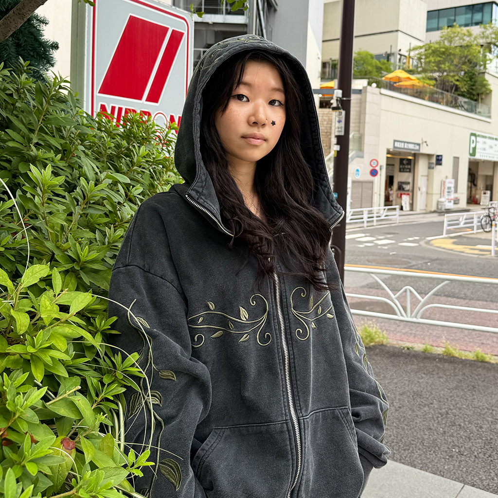 Ivymark Hoodie in Stone-washed Heavy Cotton
