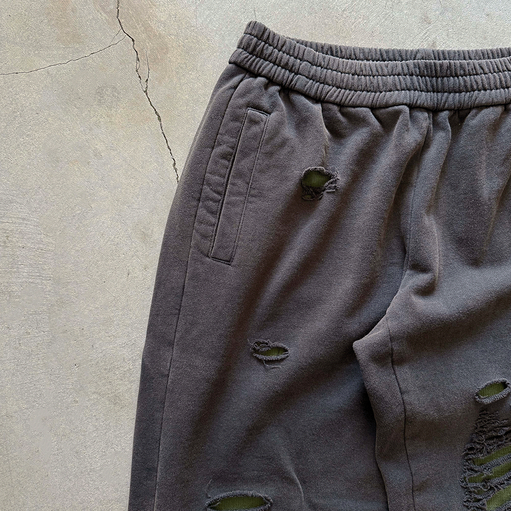 Overgrown Ruin Thermal Baggy Sweatpants in Burial Cotton - Concrete Orchids