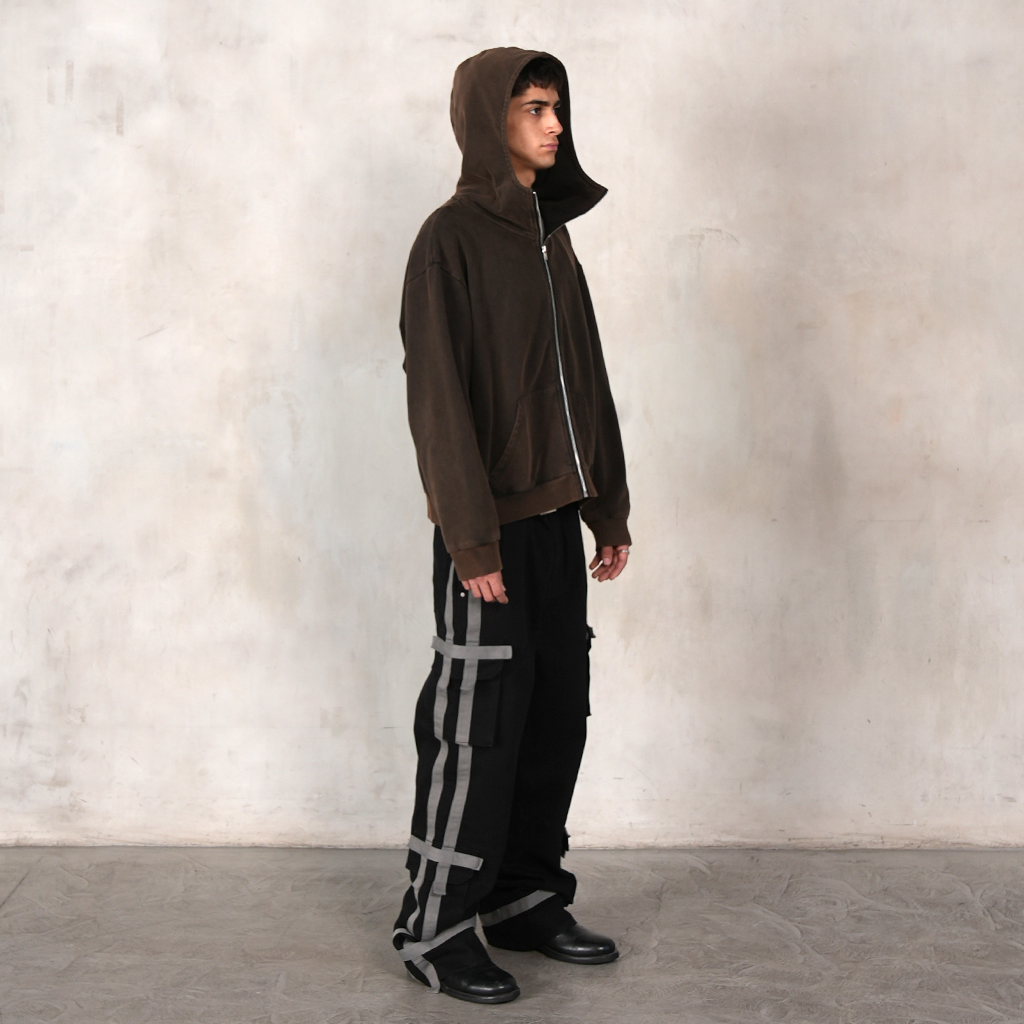 Monolith Cargo Pants in Washed Twill