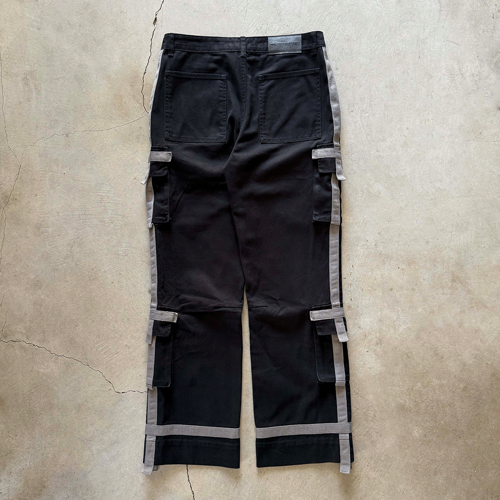 Monolith Cargo Pants in Washed Twill